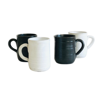 Set of 4 Dutch ceramic cups