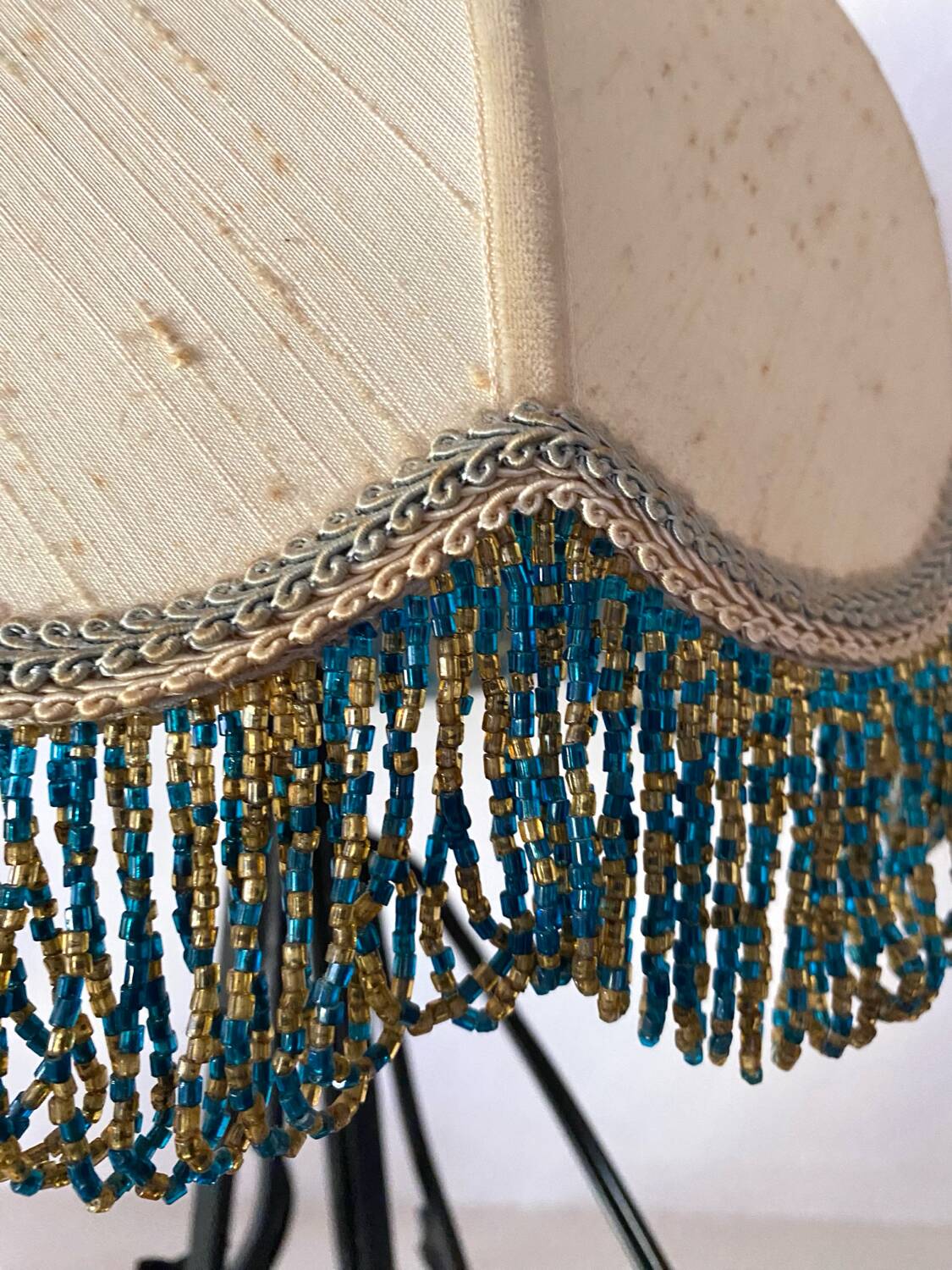 Retro wrought iron and pearl lamp