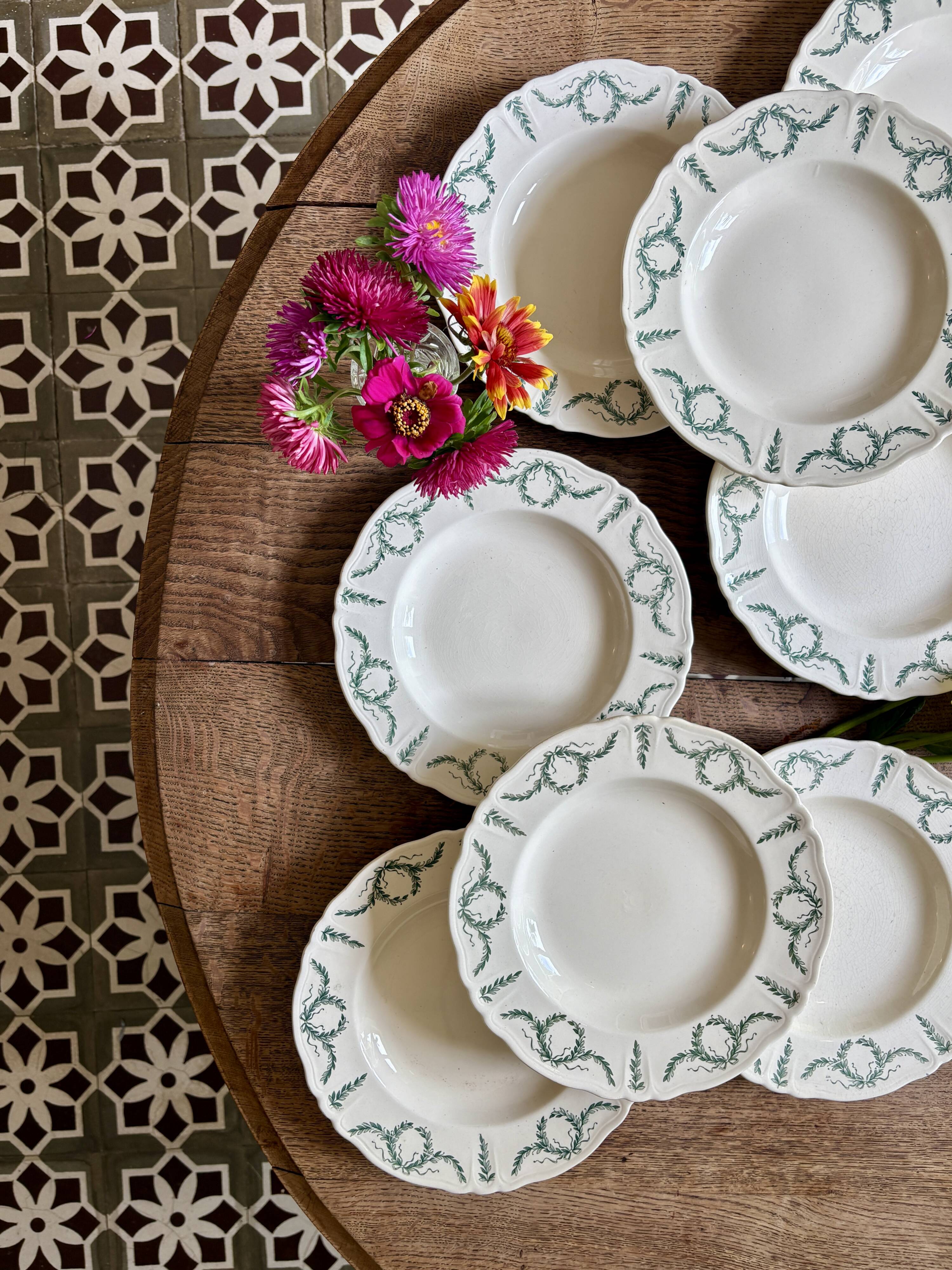 Set of 8 antique deep plates in ironstone, Villey de Longch.