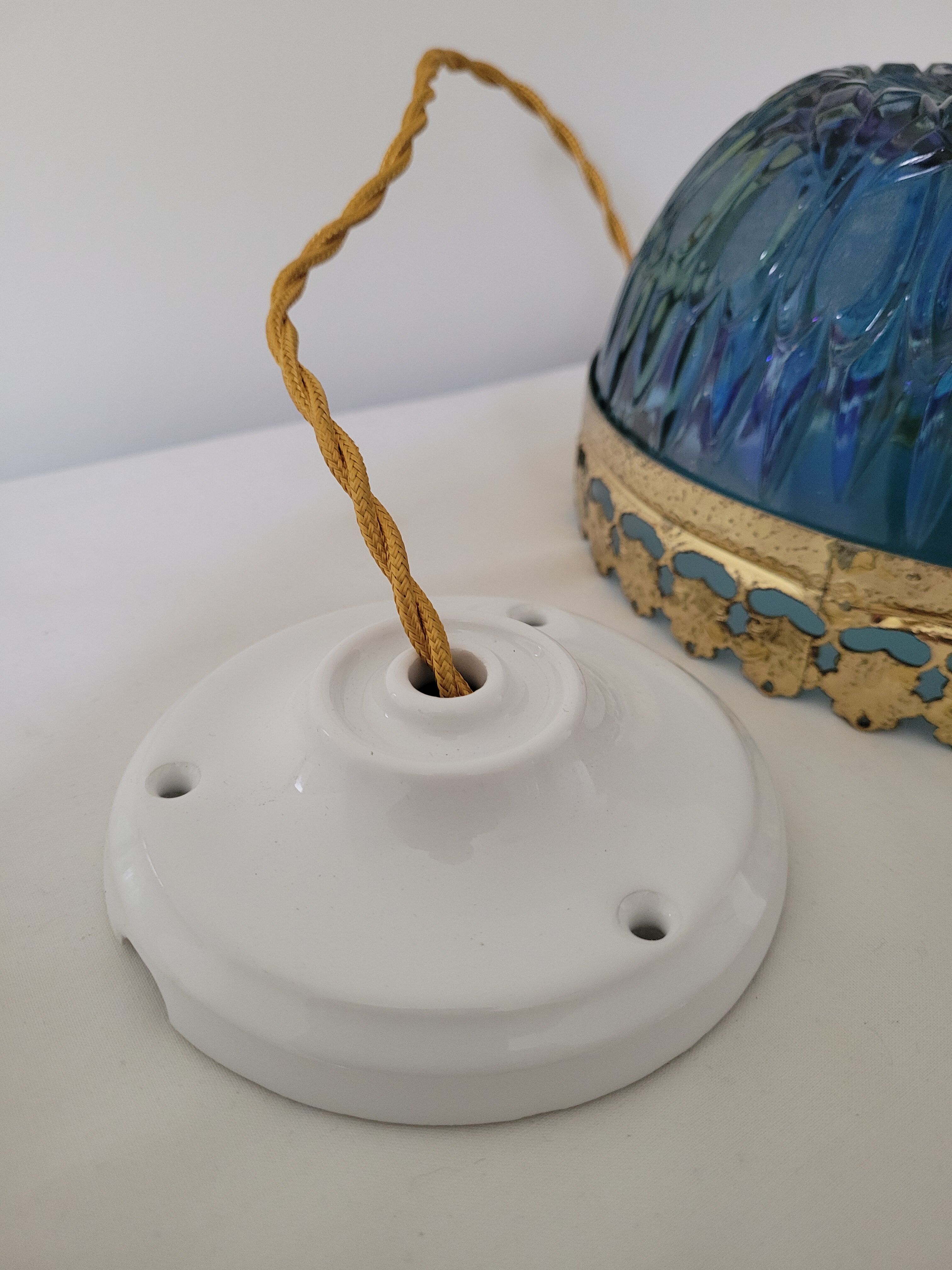 Blue glass suspension