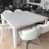 Ligne Roset Dedicato table