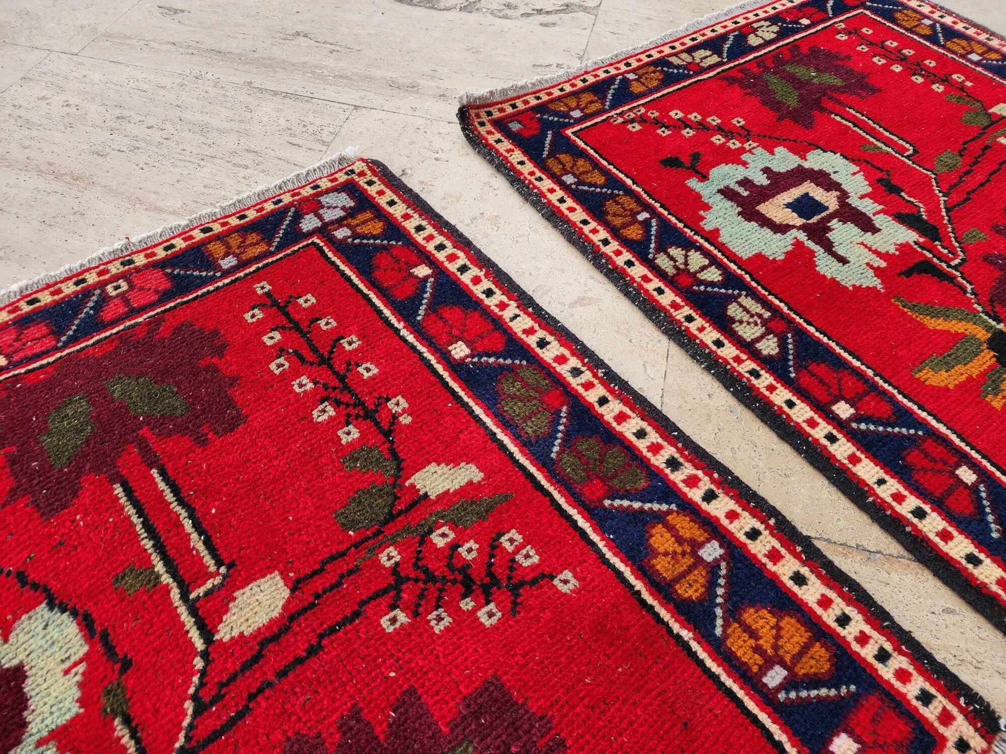 Small vintage decorative kilim rug 77x81 cm