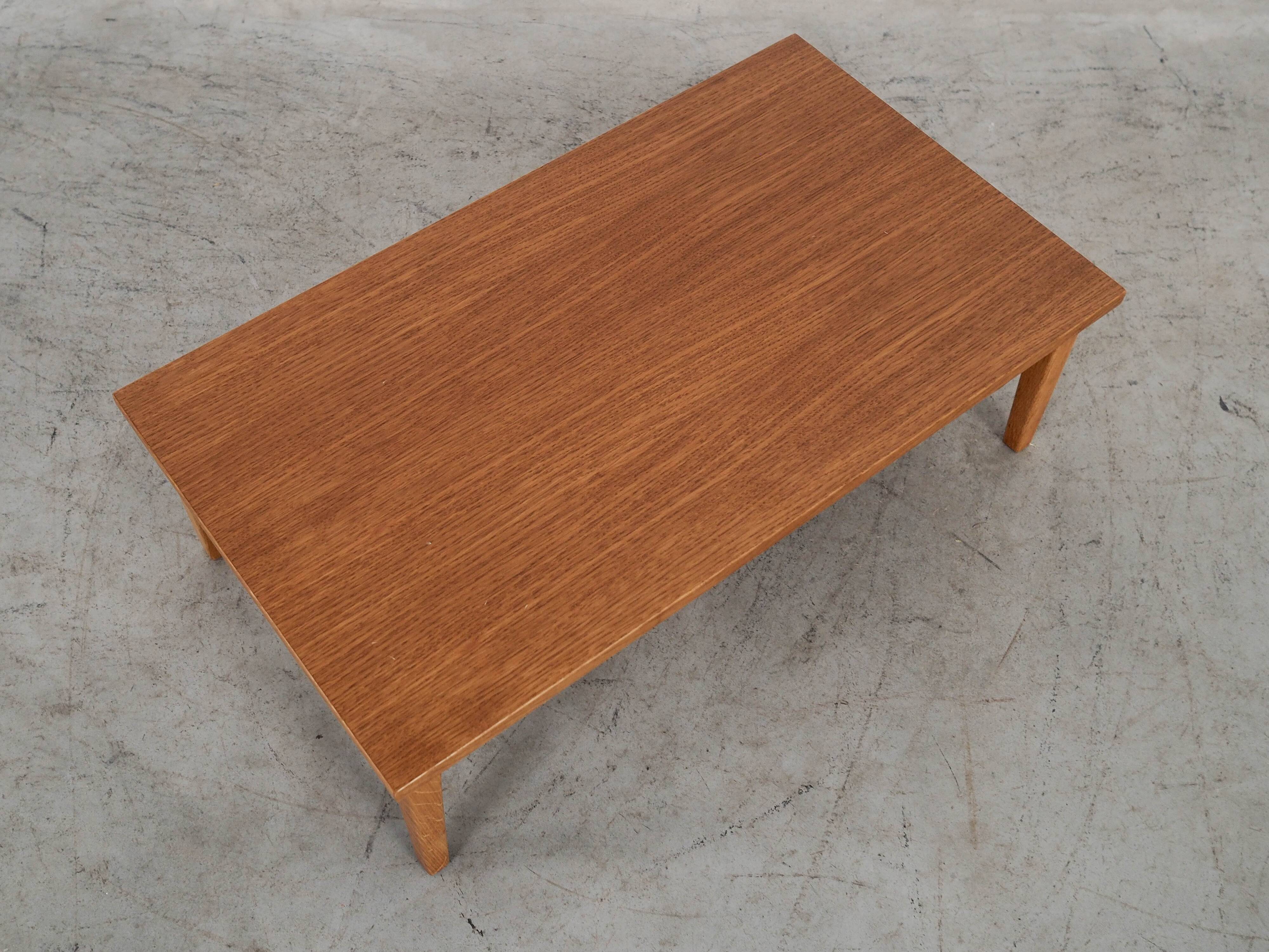 Oak coffee table, Danish design, 1970s, production: Denmark
