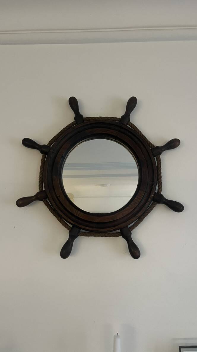 Vintage steering wheel mirror