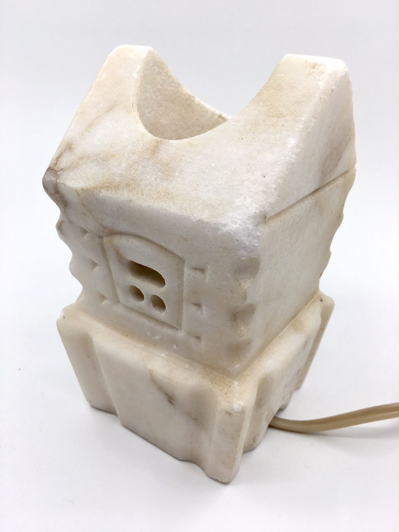 Vintage lamp in albatre stone