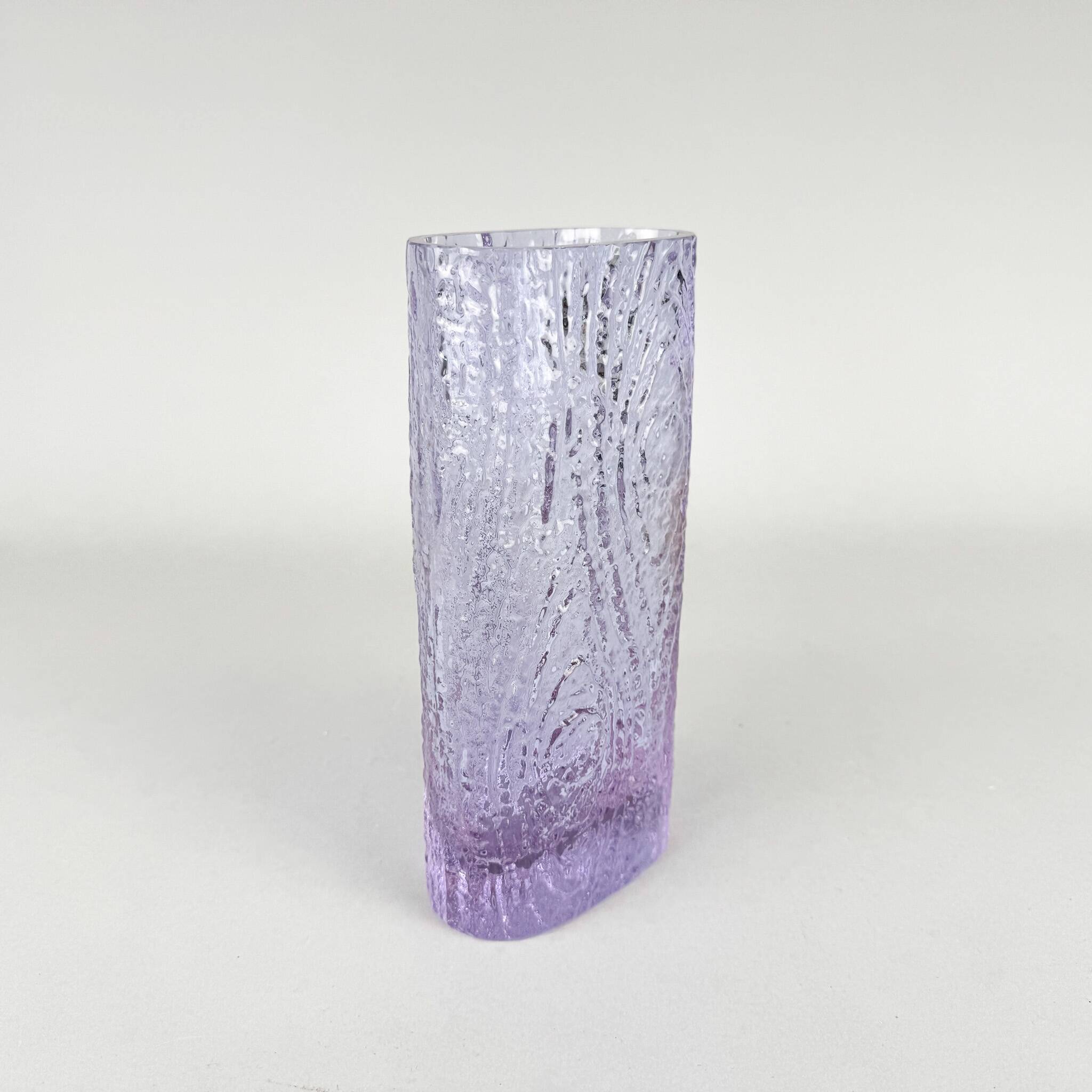 1960's Alexandrite Glass Vase by Vaclav Hanus, Czechoslovakia