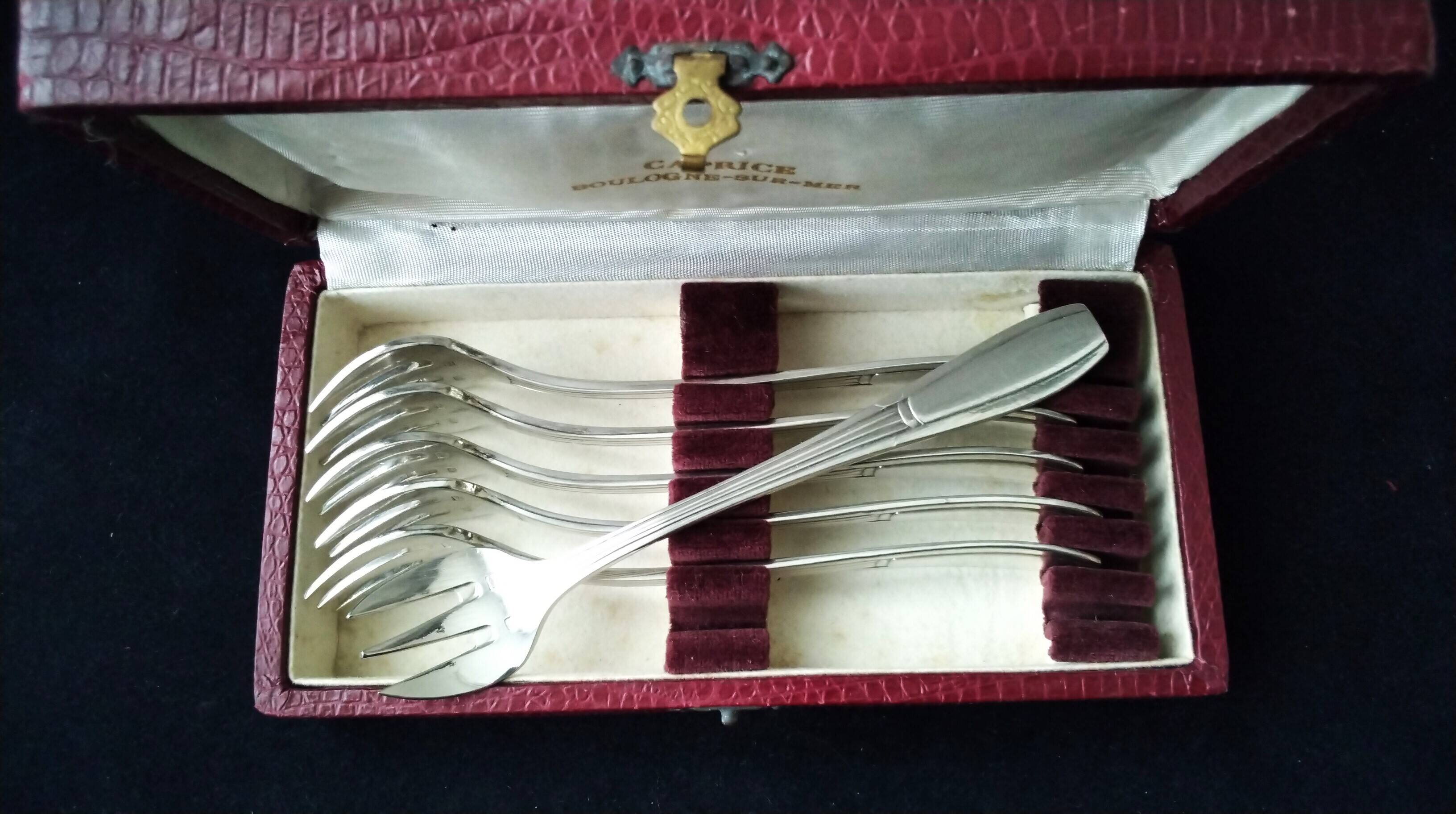 Set of 6 silver-plated oyster forks, SFAM Art Deco style