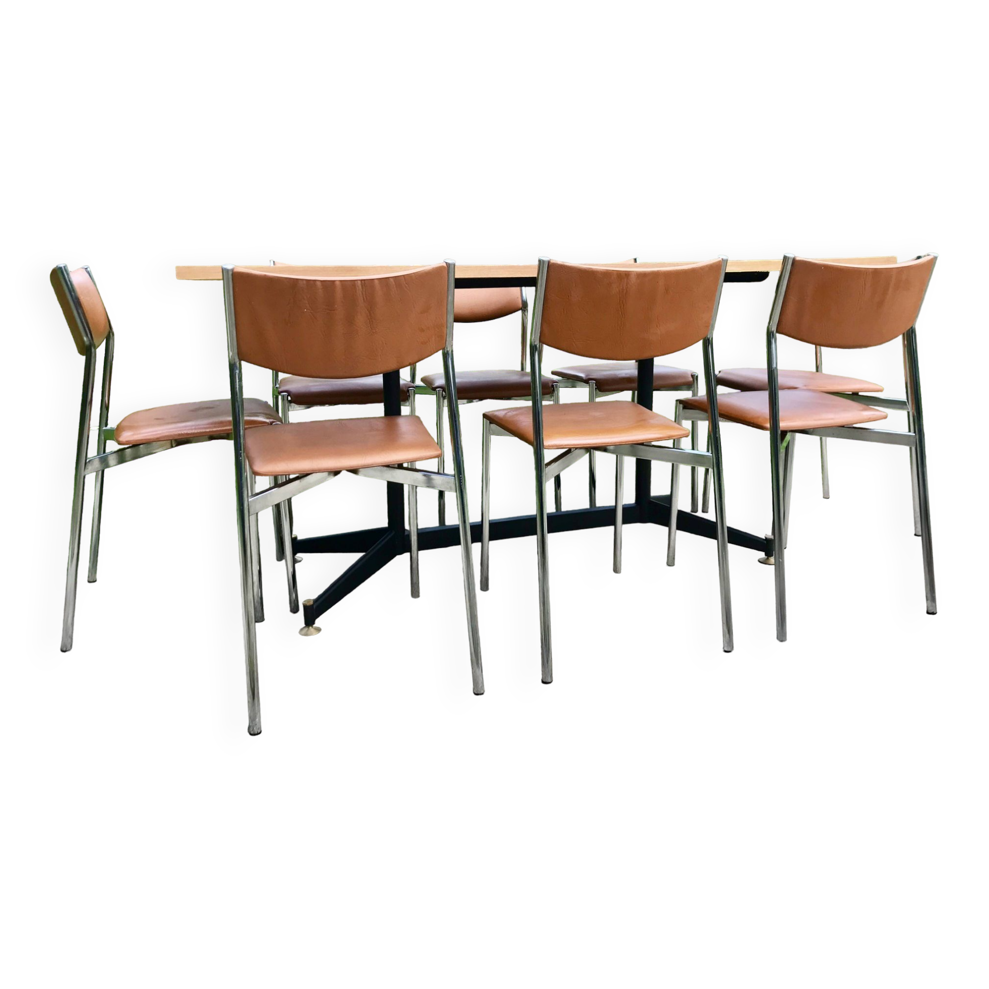Ensemble de 8 chaises en skaï 1970