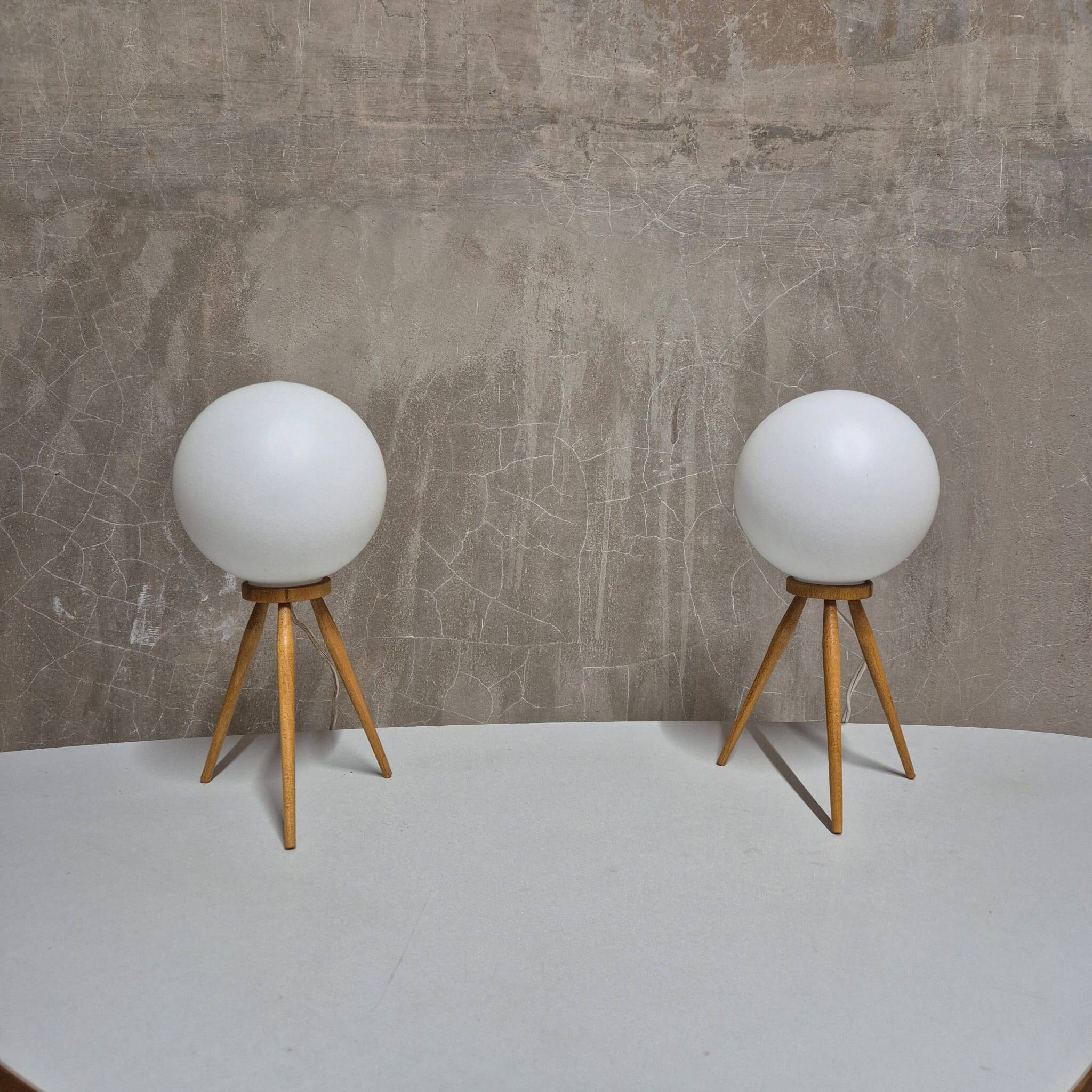 Mid-Century Tripod Table Lamp, ÚĽUV, 1960s, Czechoslovakia