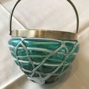 Coupe en verre avec anse