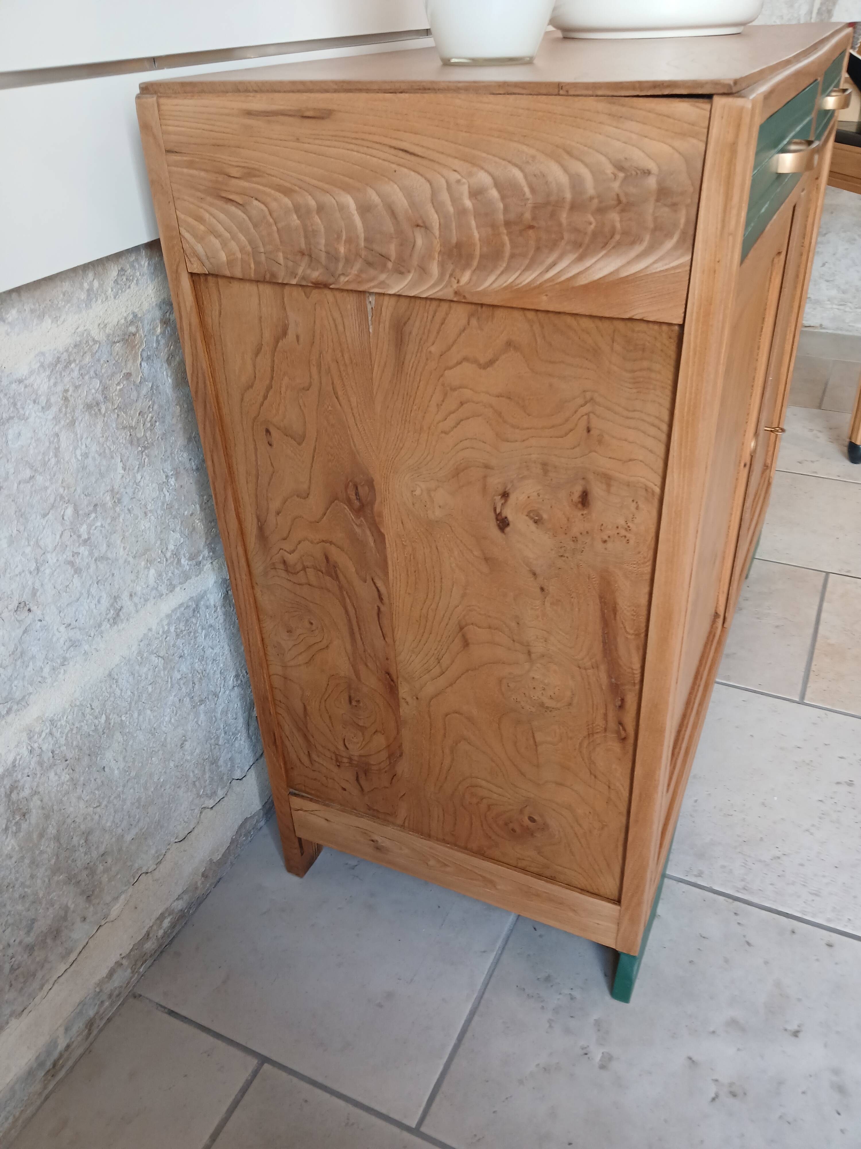 Buffet in elm burl, restyled in green and wood