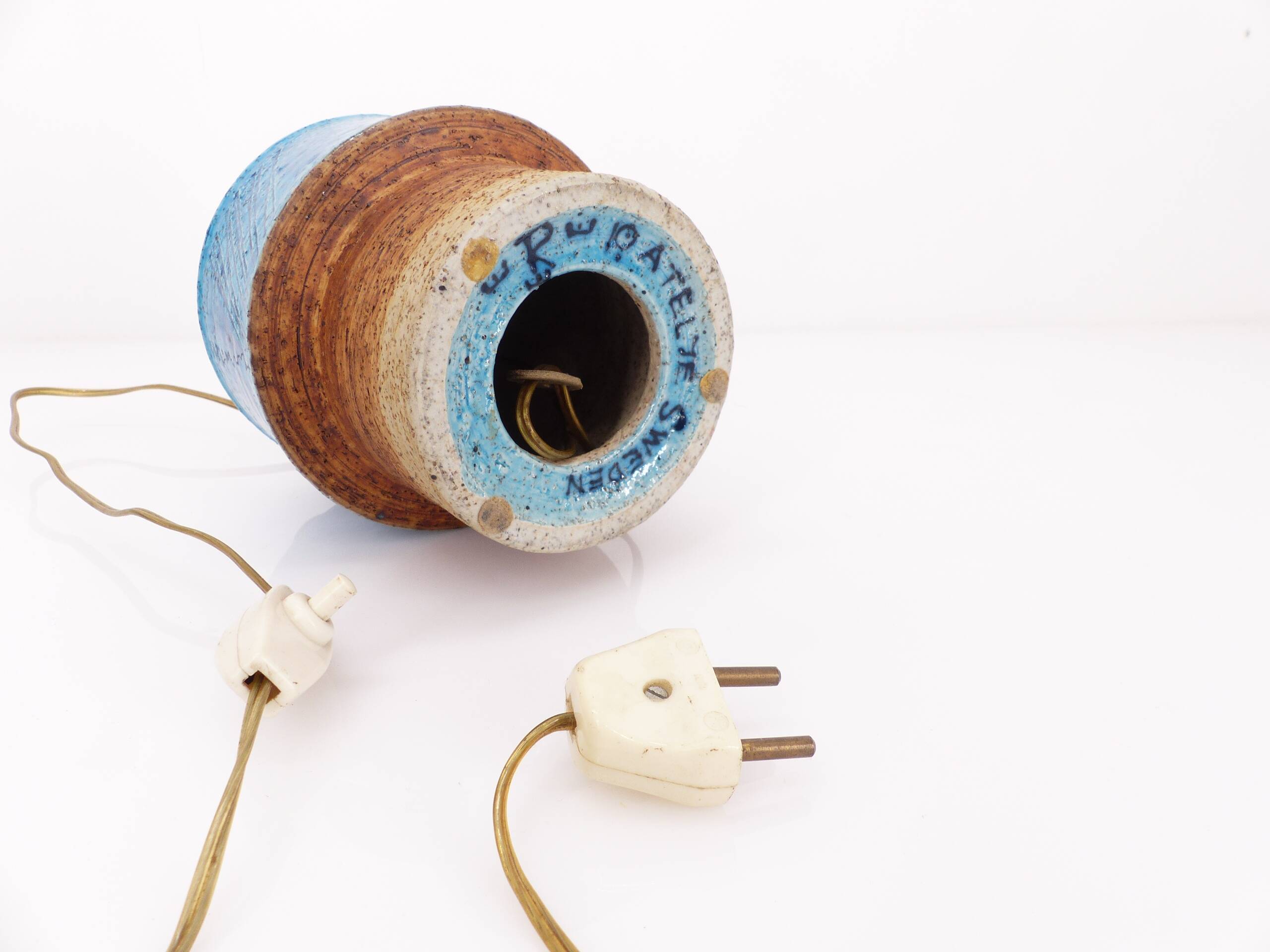 Scandinavian ceramic desk or bedside lamp, Inger Persson for the