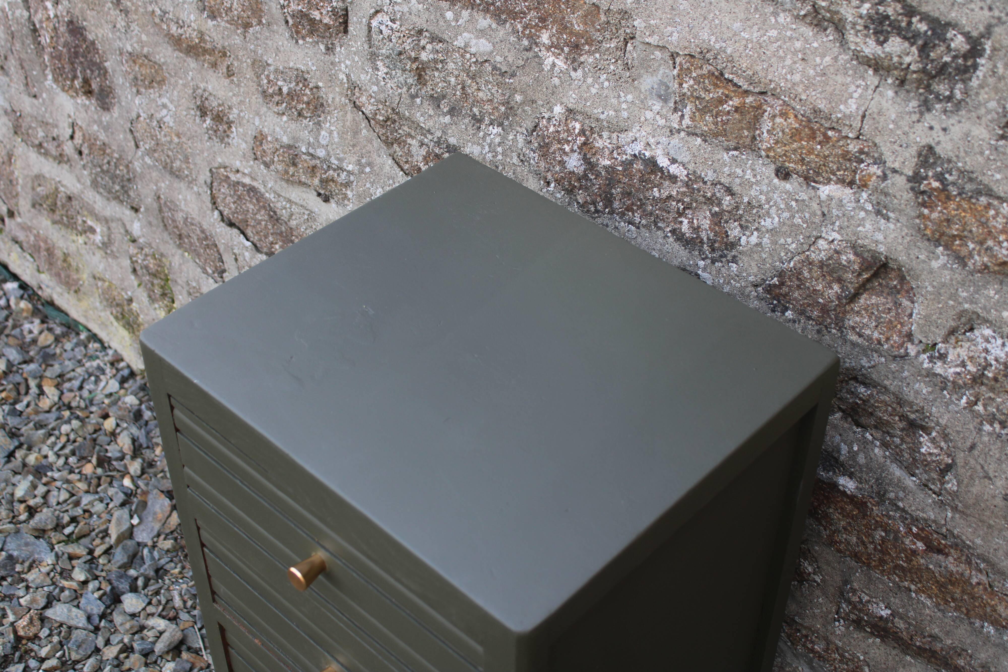 Vintage art deco style chest of drawers