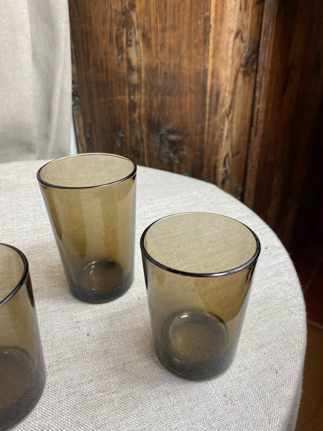 Six glasses, smoked glass, Vereco, 1970s