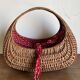 Panier gondole en osier 1960 doublé de coton a pois rouges