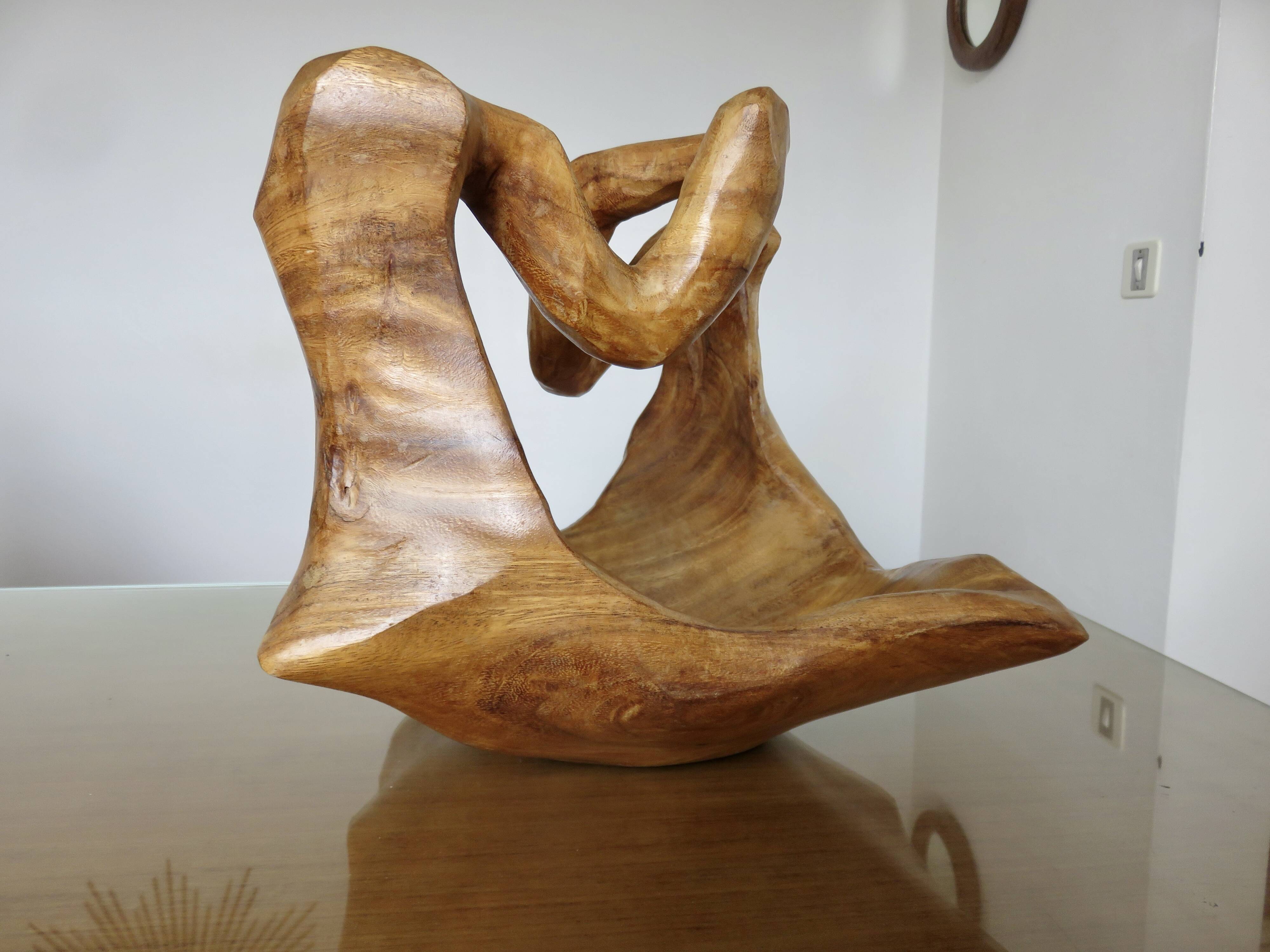 Very large olive wood fruit bowl, 1970, unique item.