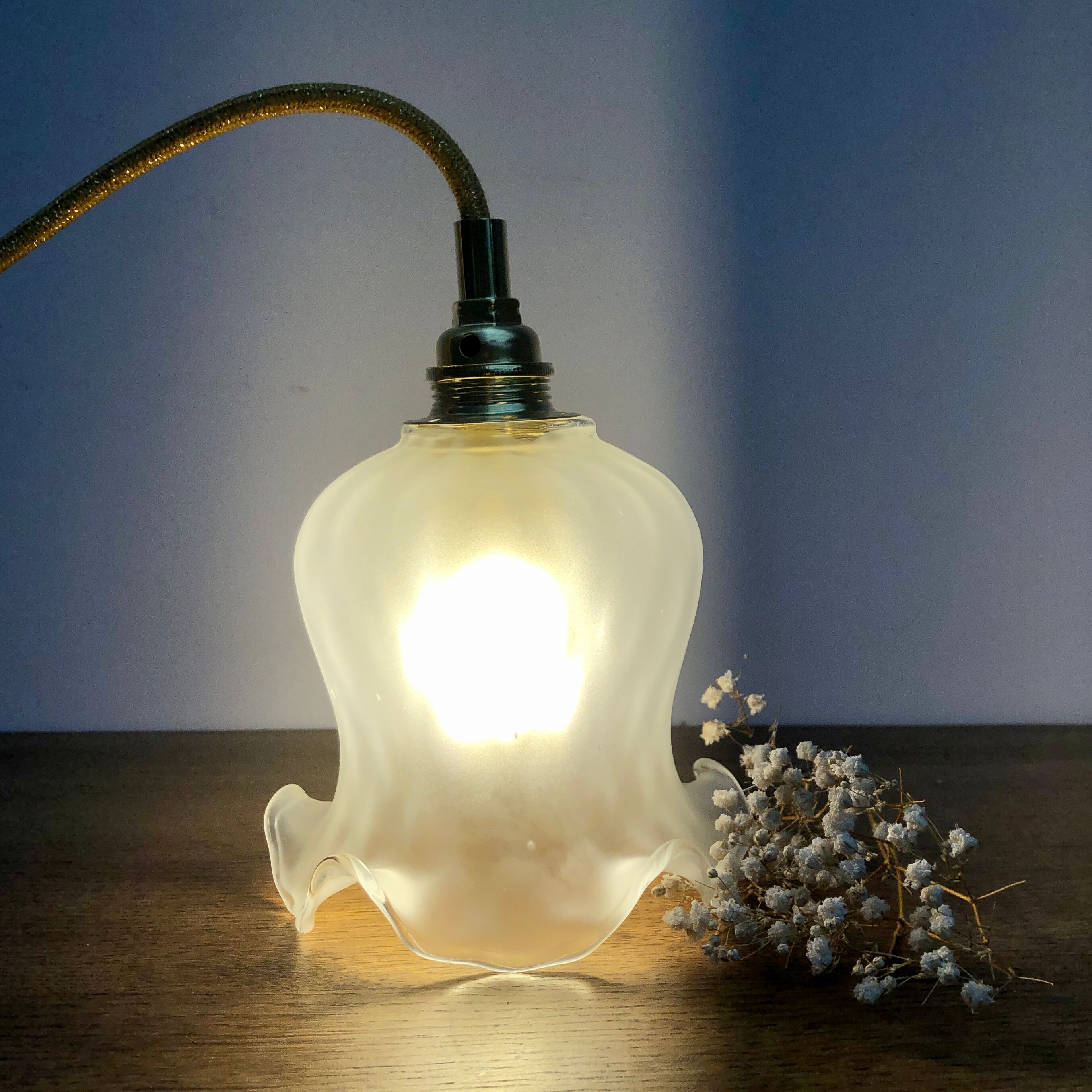 Vintage tulip walker in frosted glass