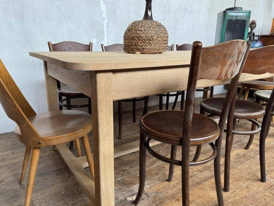 Table bistrot table de ferme en chêne massif sablé Longueur 210 cm - Largeur 106 cm - Hauteur 78 cm