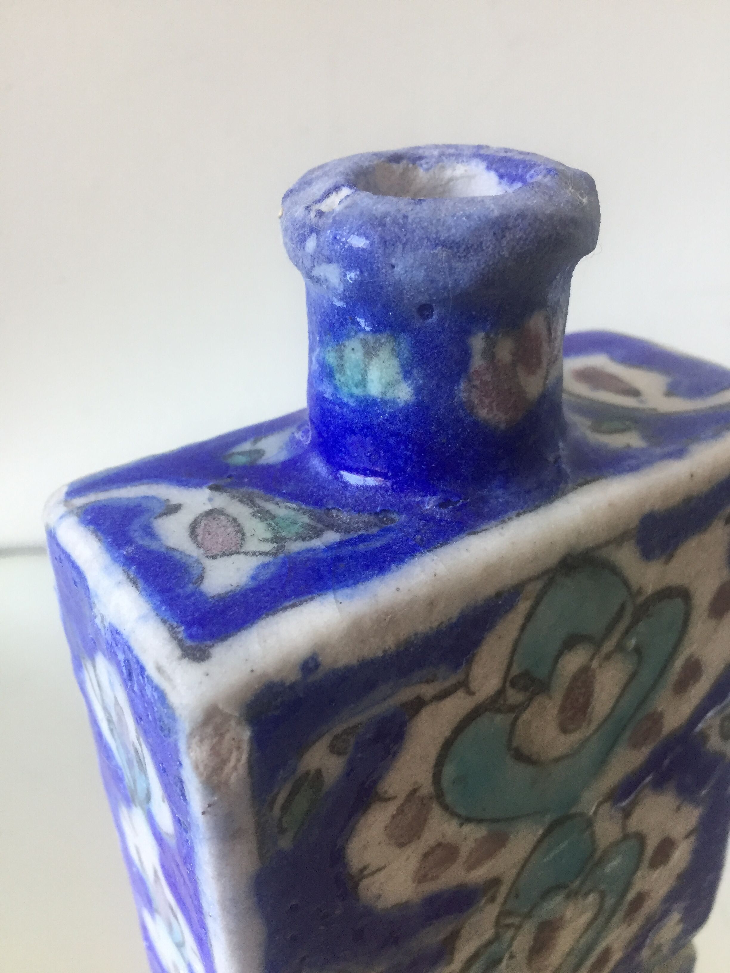 Islamic art ceramic vase in Iznik style antique