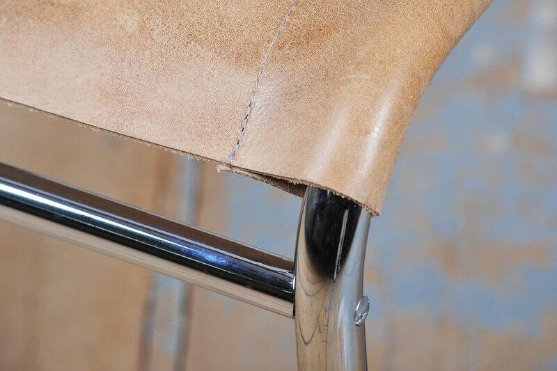 Fauteuil Bauhaus tchèque en chrome attribué à M. Breuer pour Thonet, années 1920.