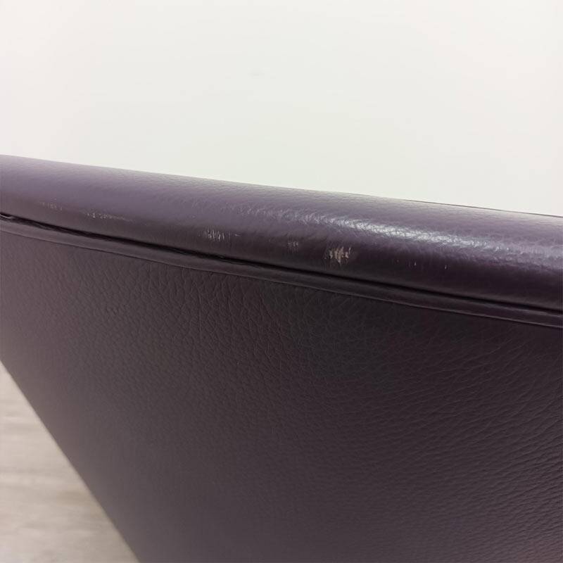 Girola armchair from Tacchini in purple leather