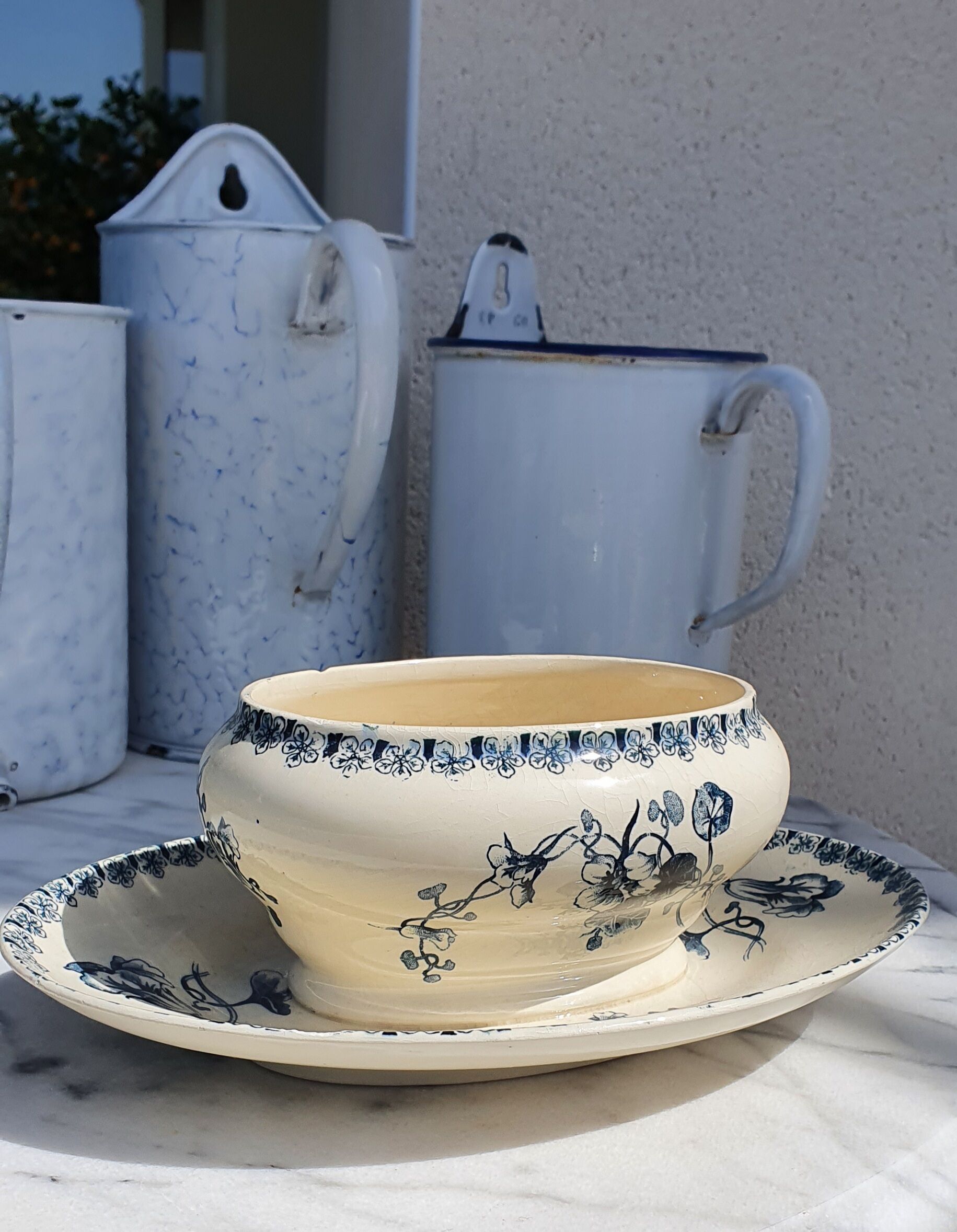 Earthenware sausage maker