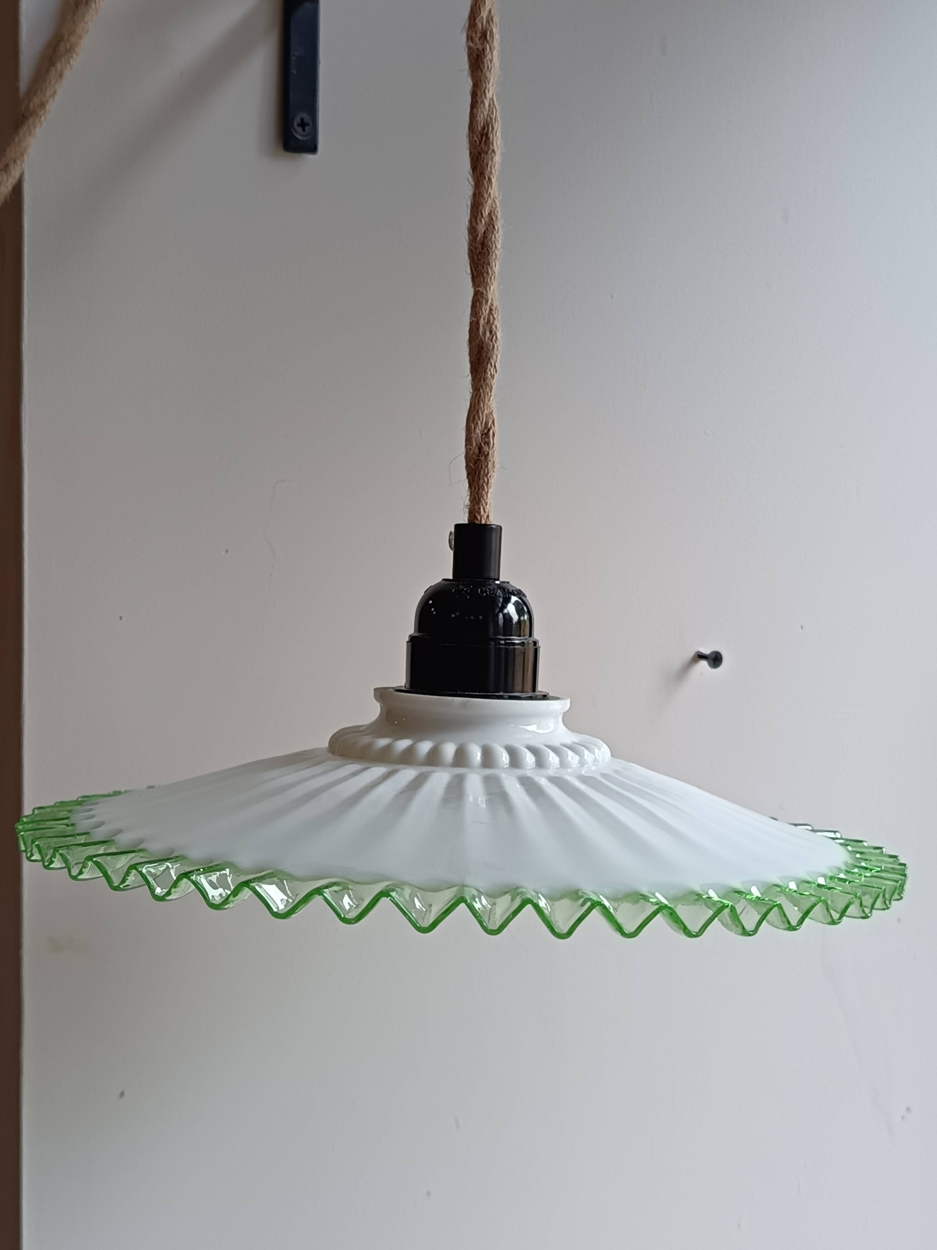 Lampe baladeuse suspension en verre vert et blanc