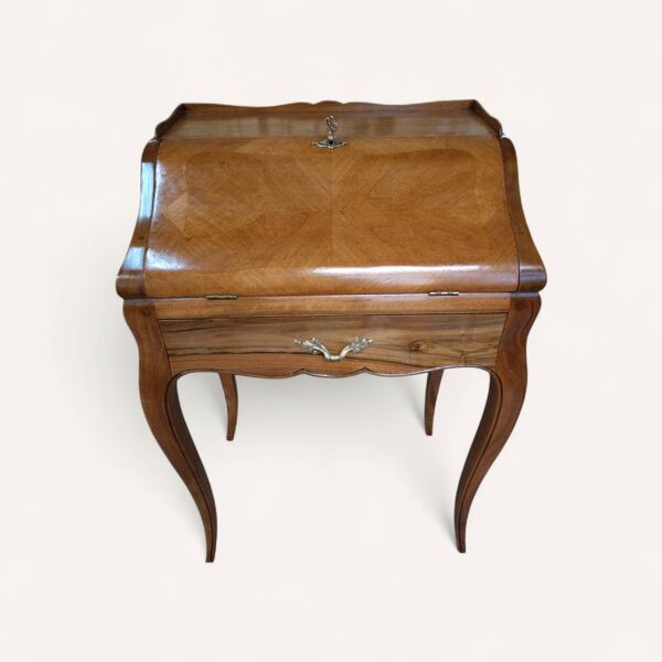 Petit bureau de pente