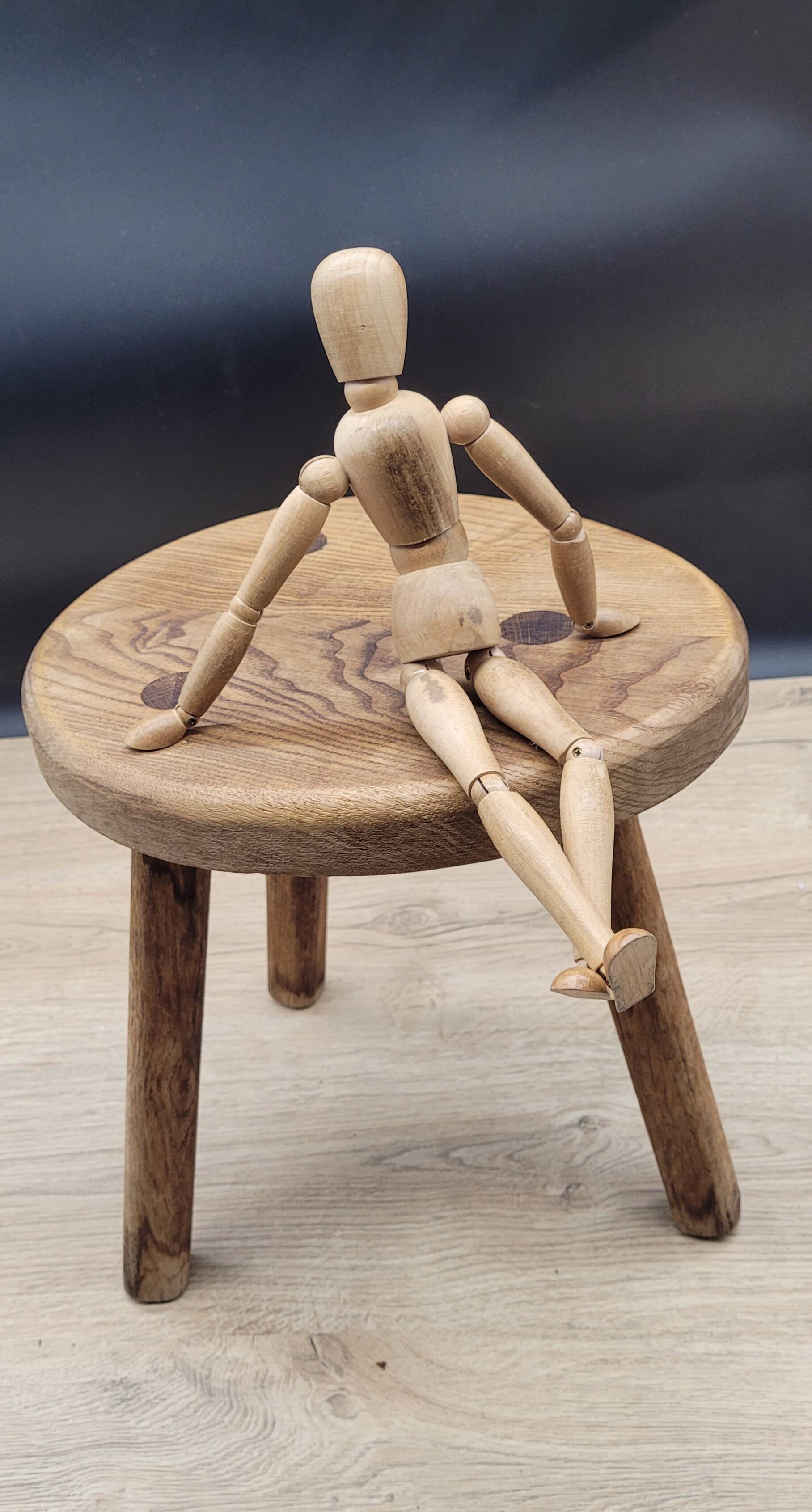 Cowhide egg tripod stool