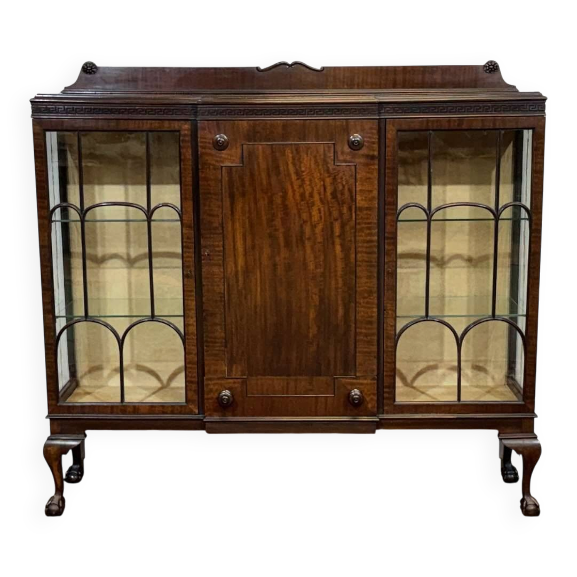 Vitrine Anglaise Chippendale 3 portes début XXème en acajou