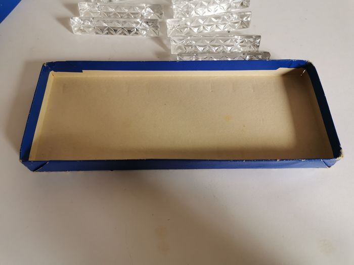 10 crystal knives holder