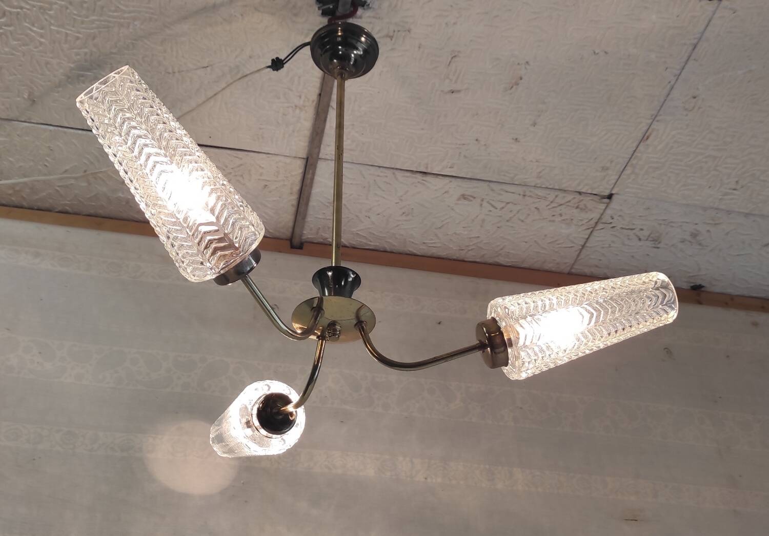 Brass chandelier with three lights and glass tulips - 1950s/60s