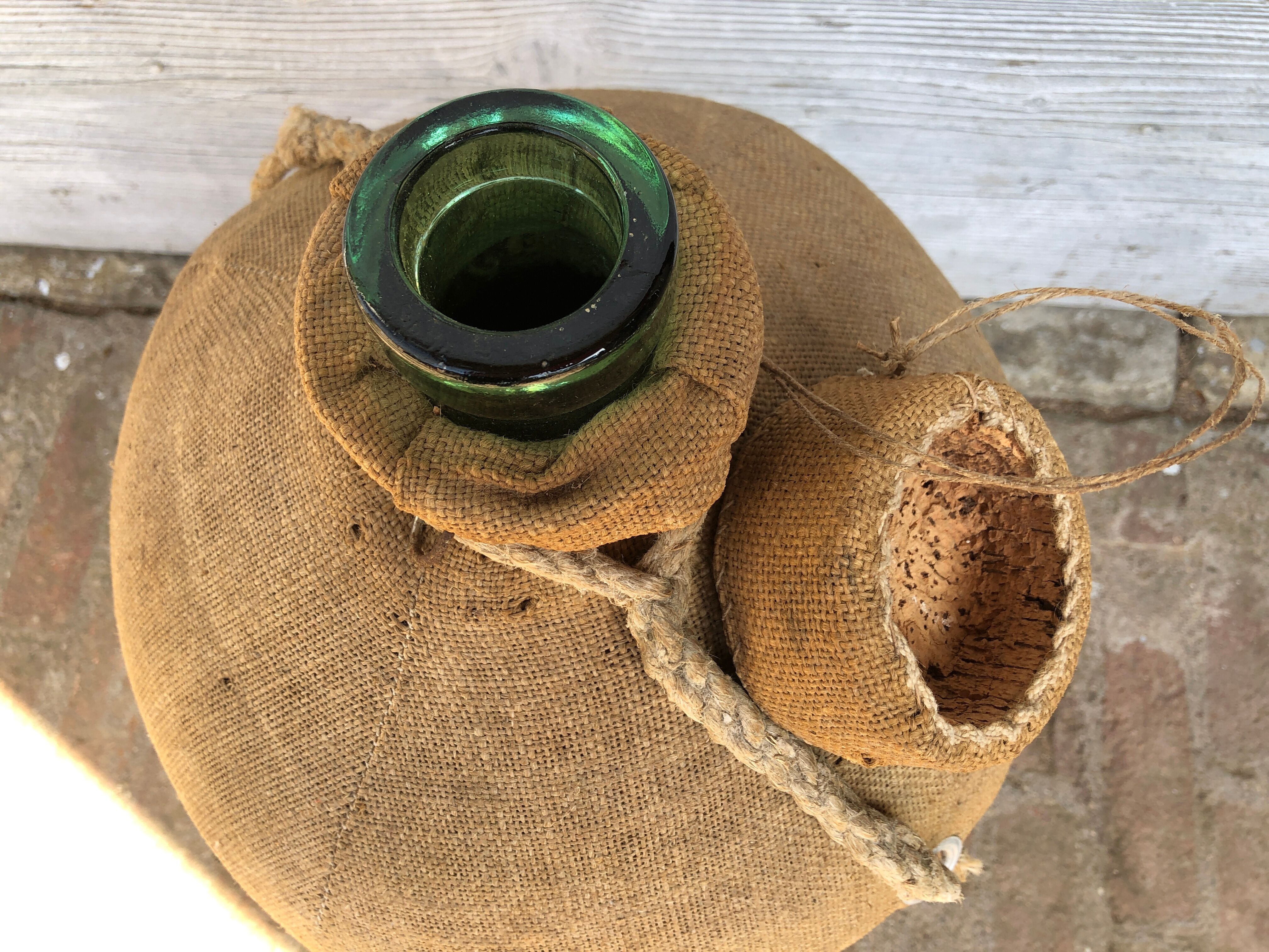 Demijohn burlap 1900