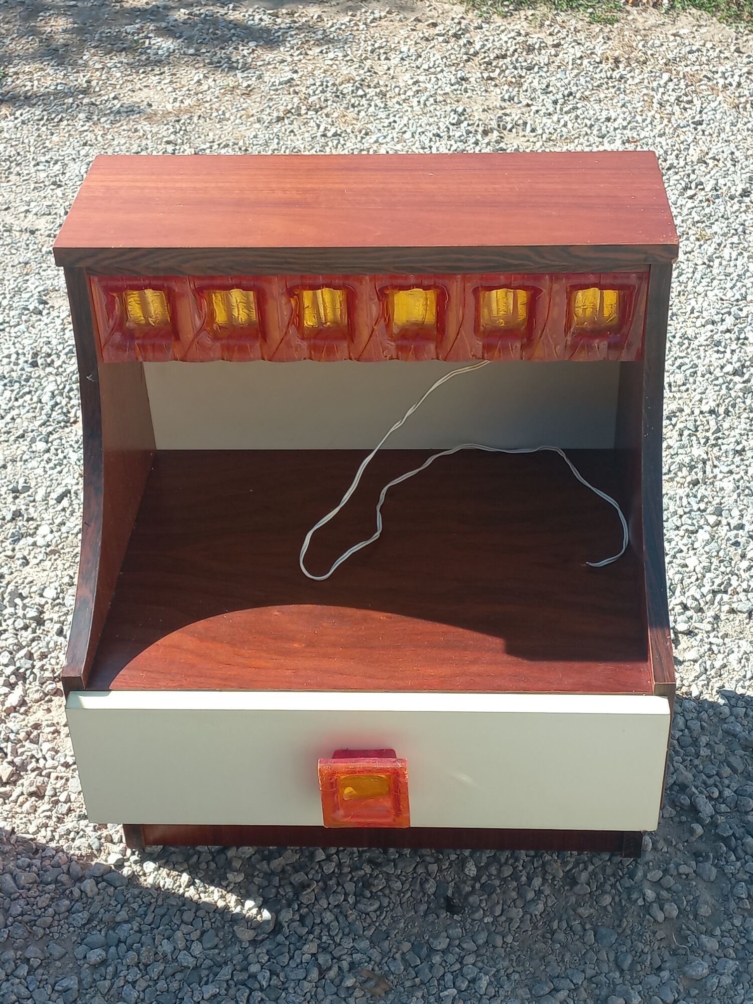 Pair of design bedside tables in orange resin rosewood with white melamine from the 70s