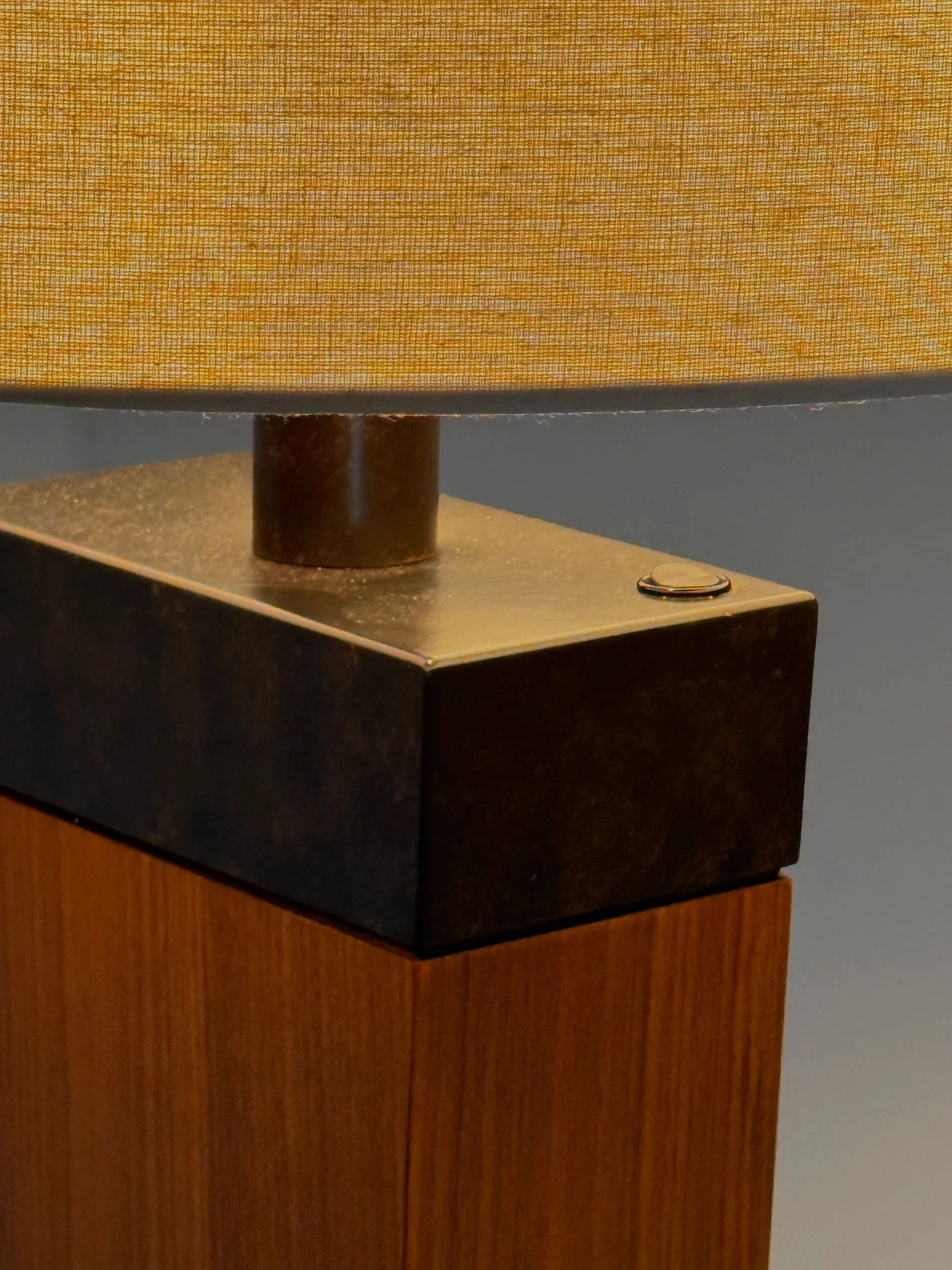 Lampe de sol en teck des années 50 italienne