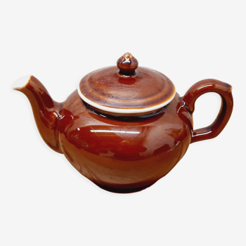 Selfish teapot