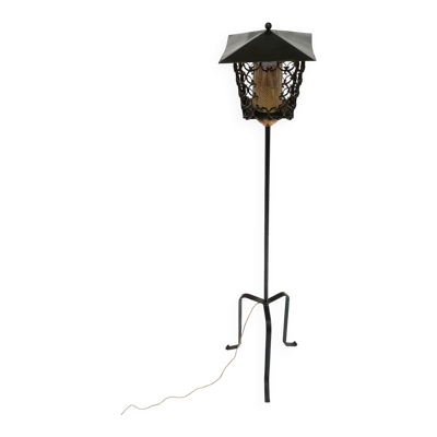 Lampadaire vintage francais tripode 1950 rockabilly metal perforee acier la