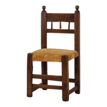 19th Century Spanish Hand-Carved oak Side Chair with Velour Seat