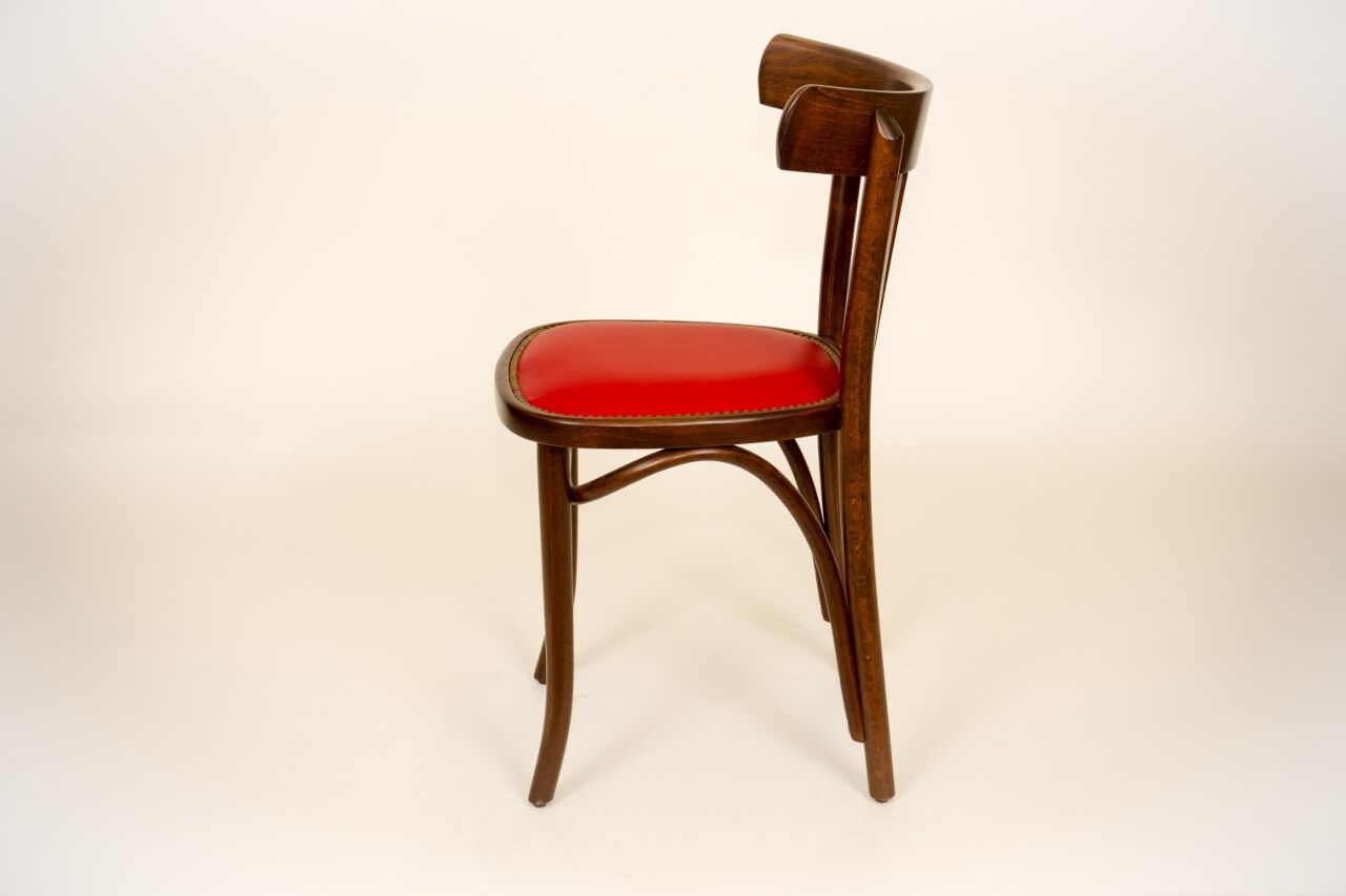 Bistro chair with a studded seat