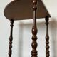 Etagère d'angle vintage en bois à trois niveaux