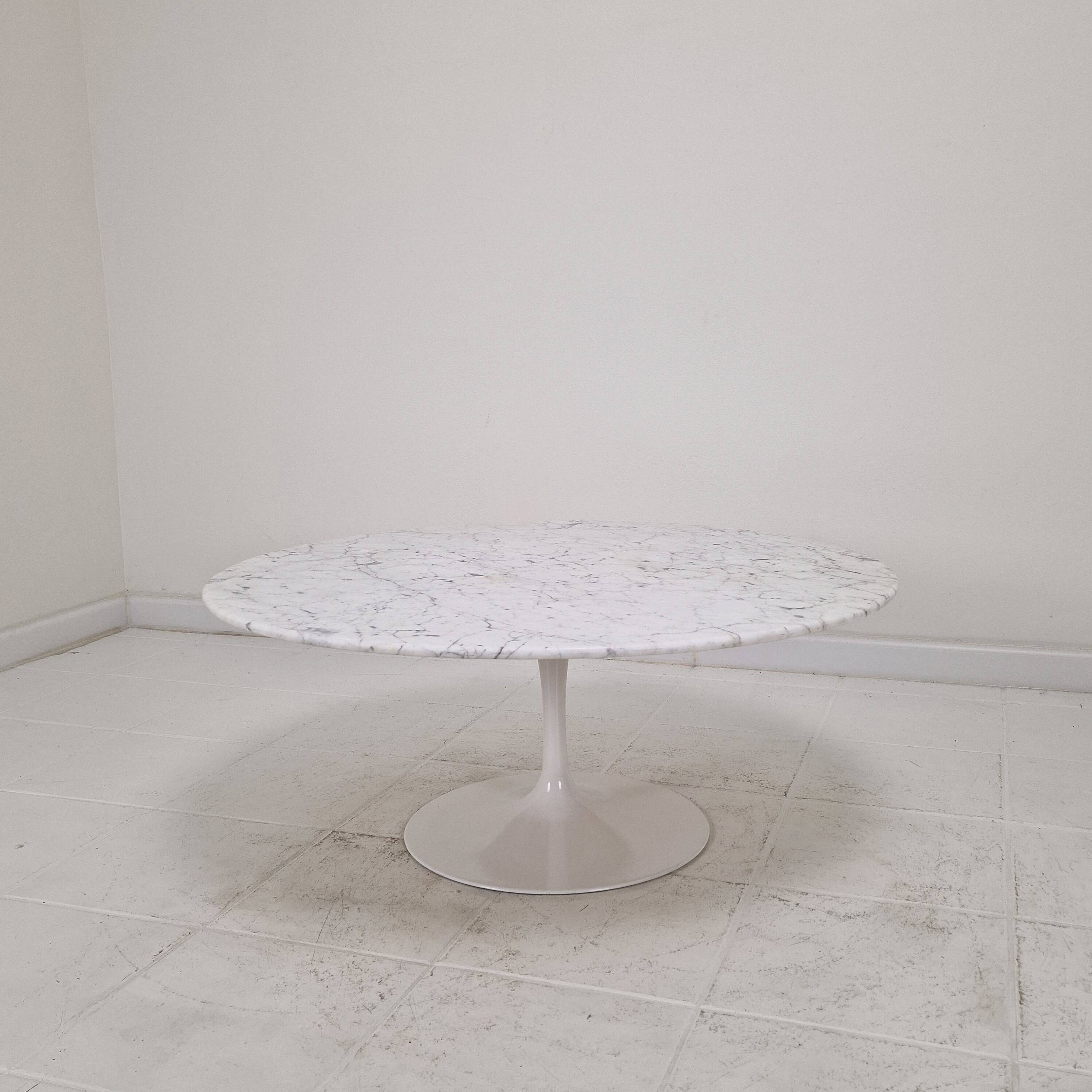 Early Carrara Marble Coffee Table by Eero Saarinen for Knoll International