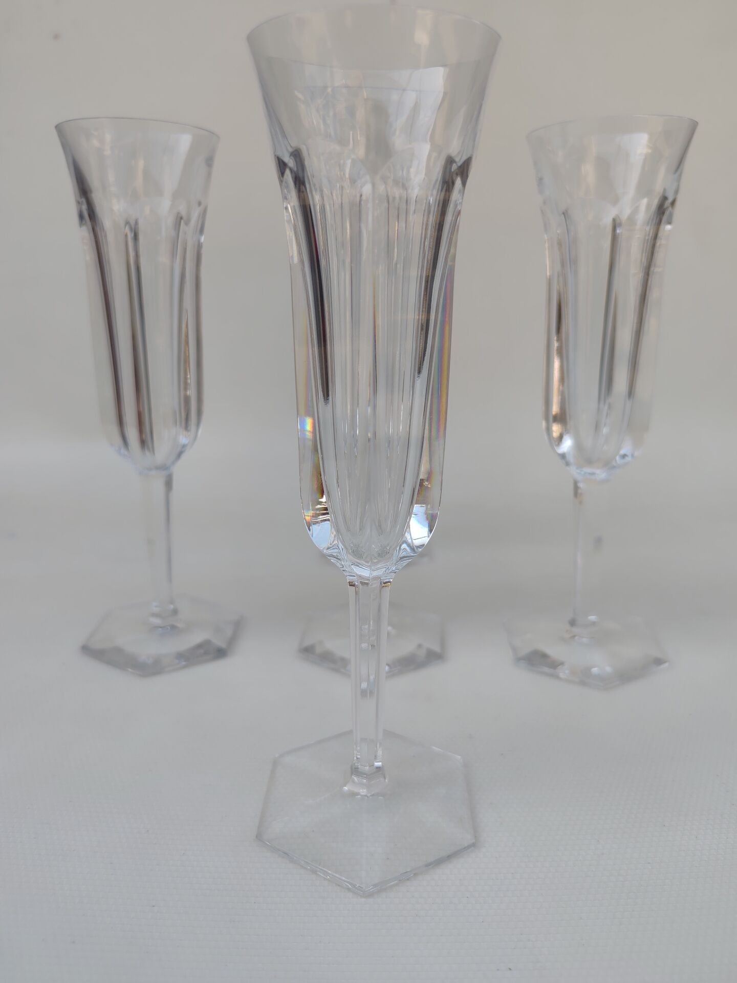 5 crystal champagne flutes from Baccarat, Malmaison model.