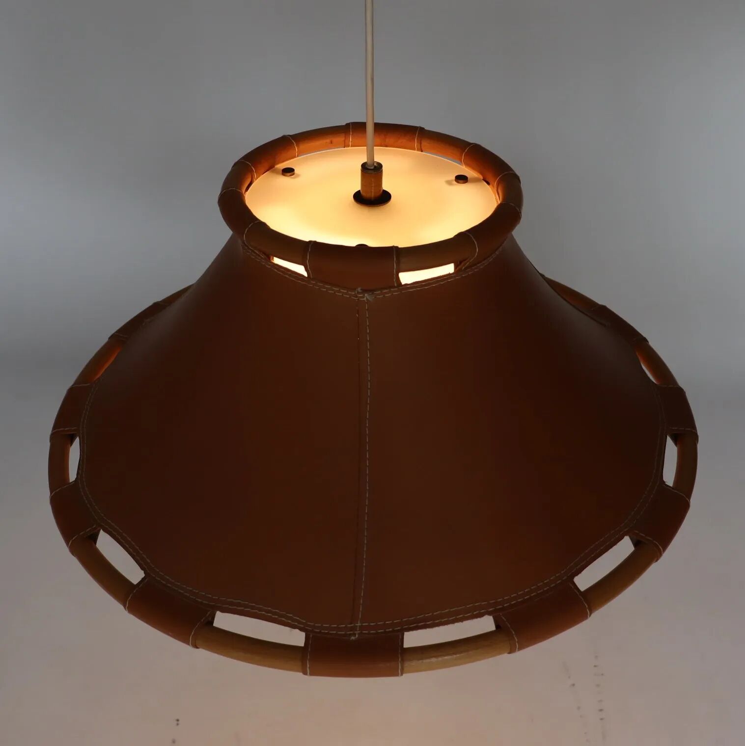 “Anna” pendant light Ateljé Lyktan