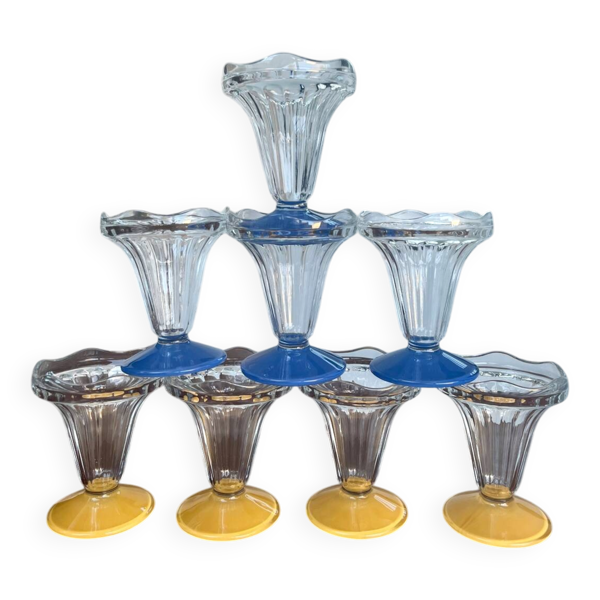 Lot de 8 coupes à glace en verre