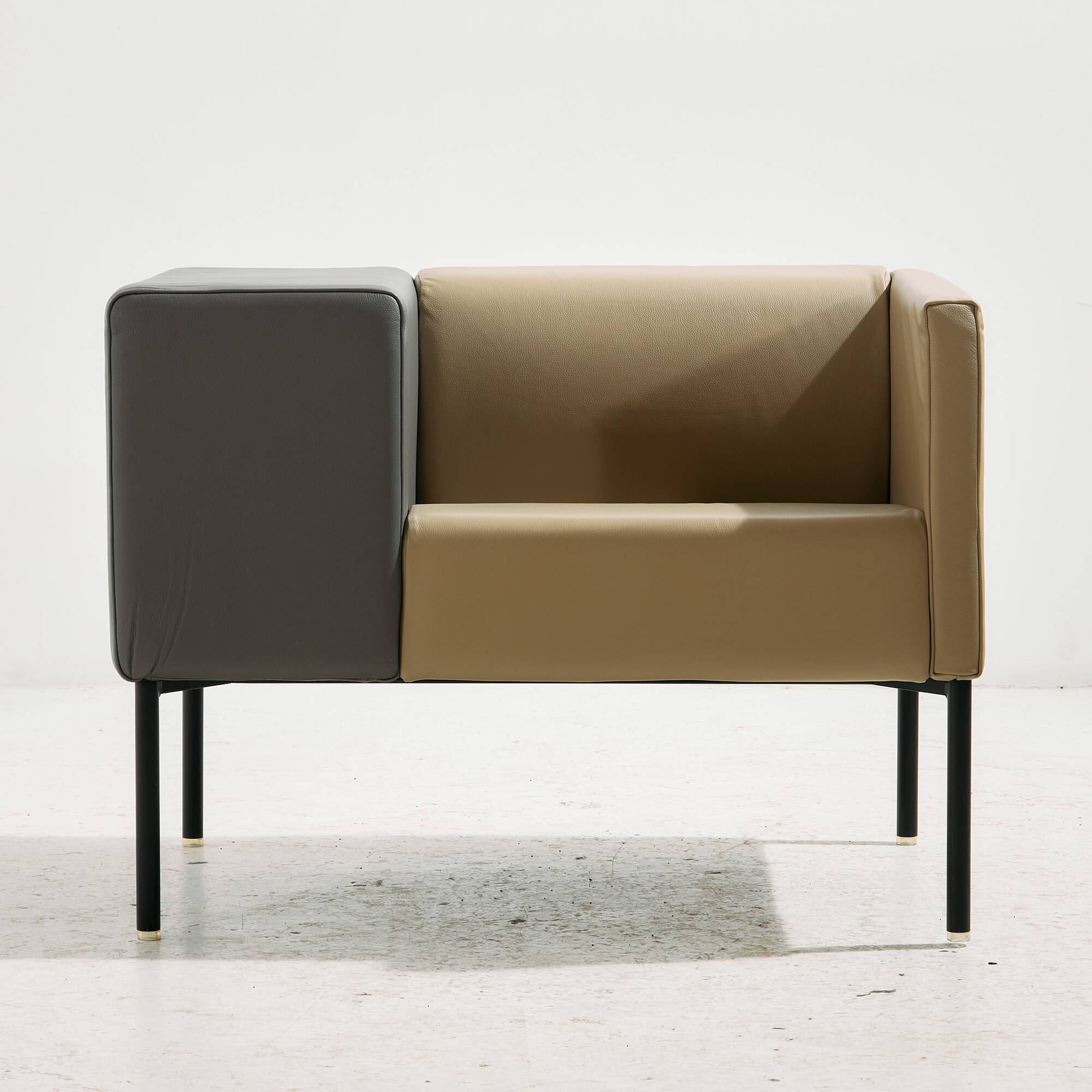 MK10490 Brix lounge chair by Kensaku Oshiro for Viccarbe