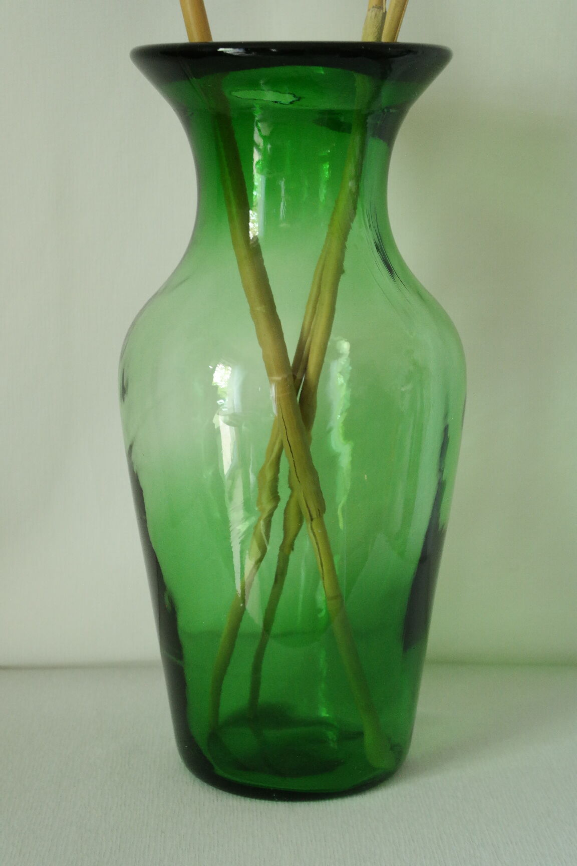 Vase de sol en verre épais Italie vintage