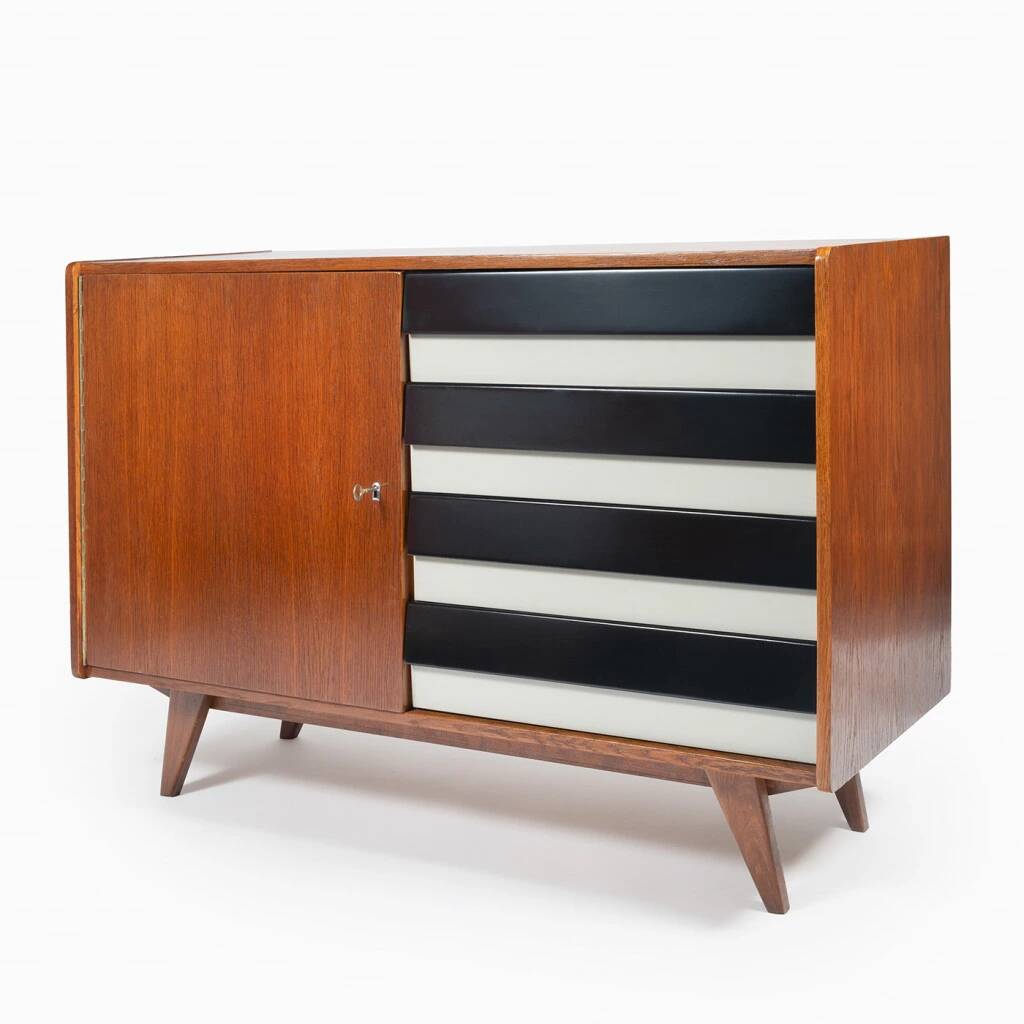 Original U-458 cabinet designed by Jiří Jiroutek in 1958