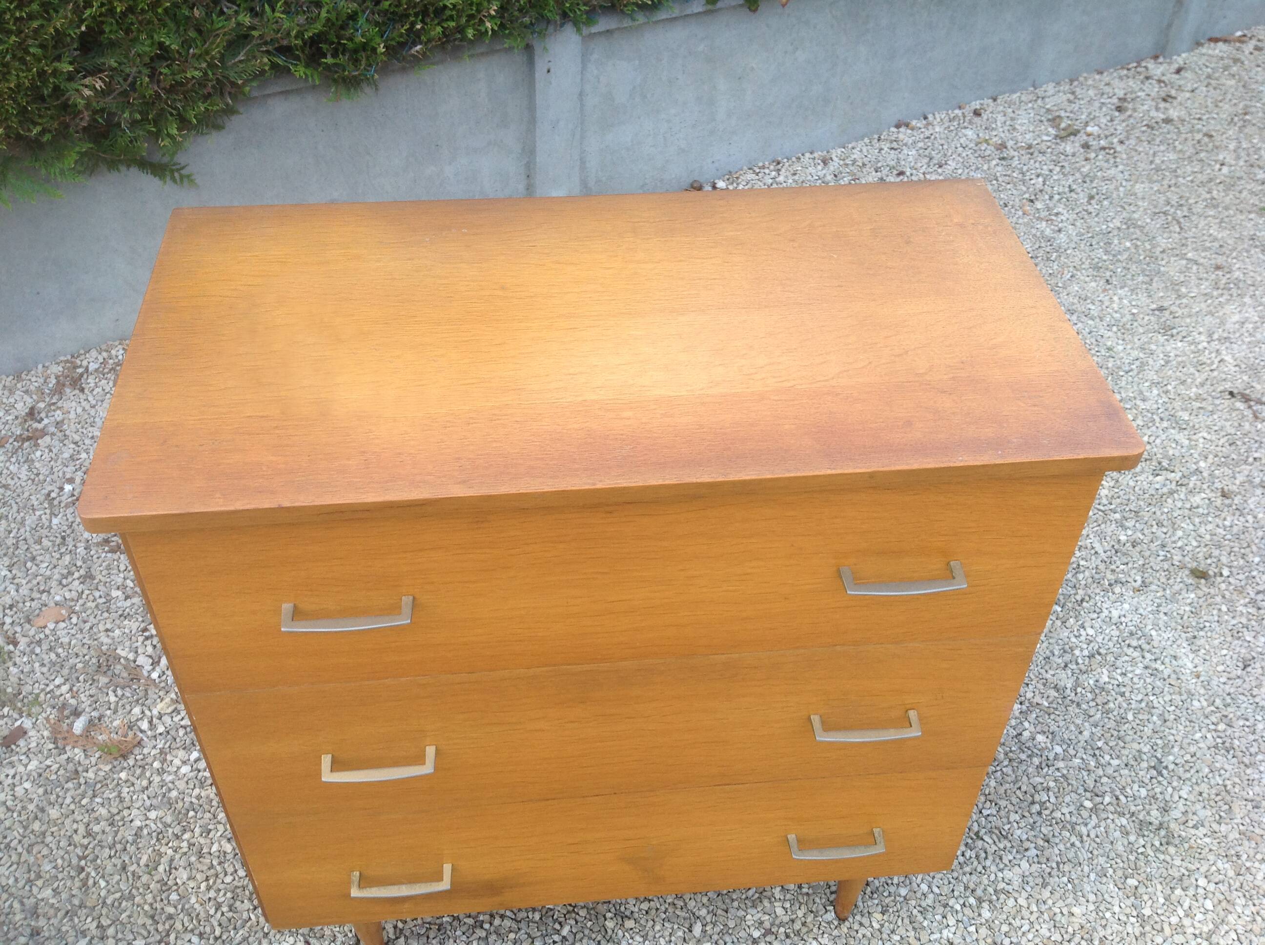 Vintage chest of drawers with spindle legs