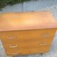 Commode vintage pieds fuseaux