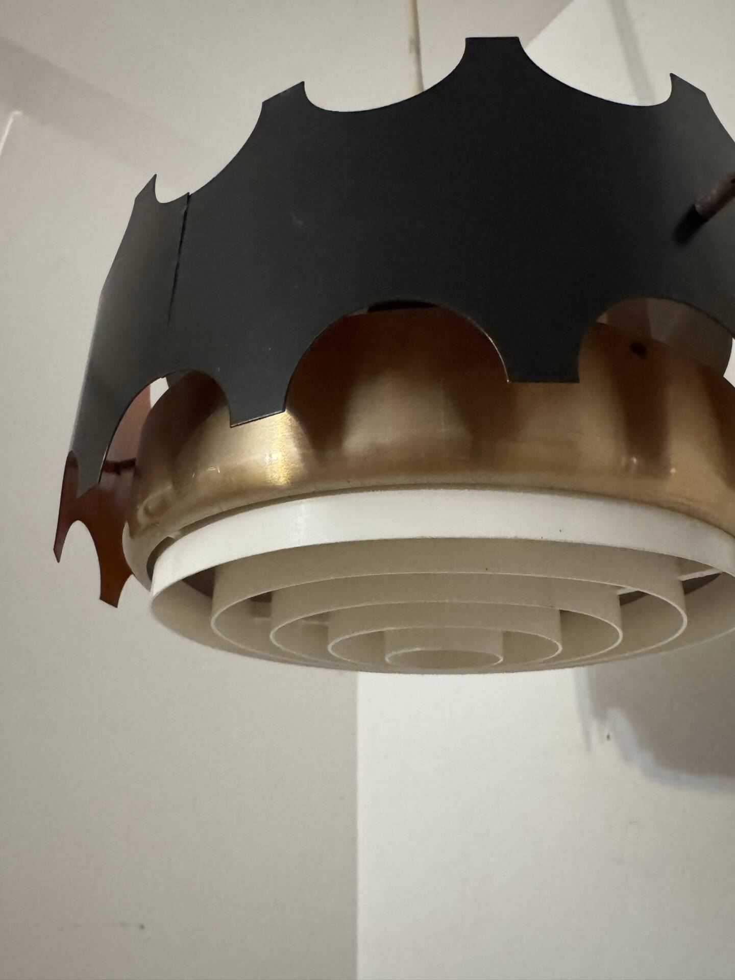 Suspension design 1960s black and copper